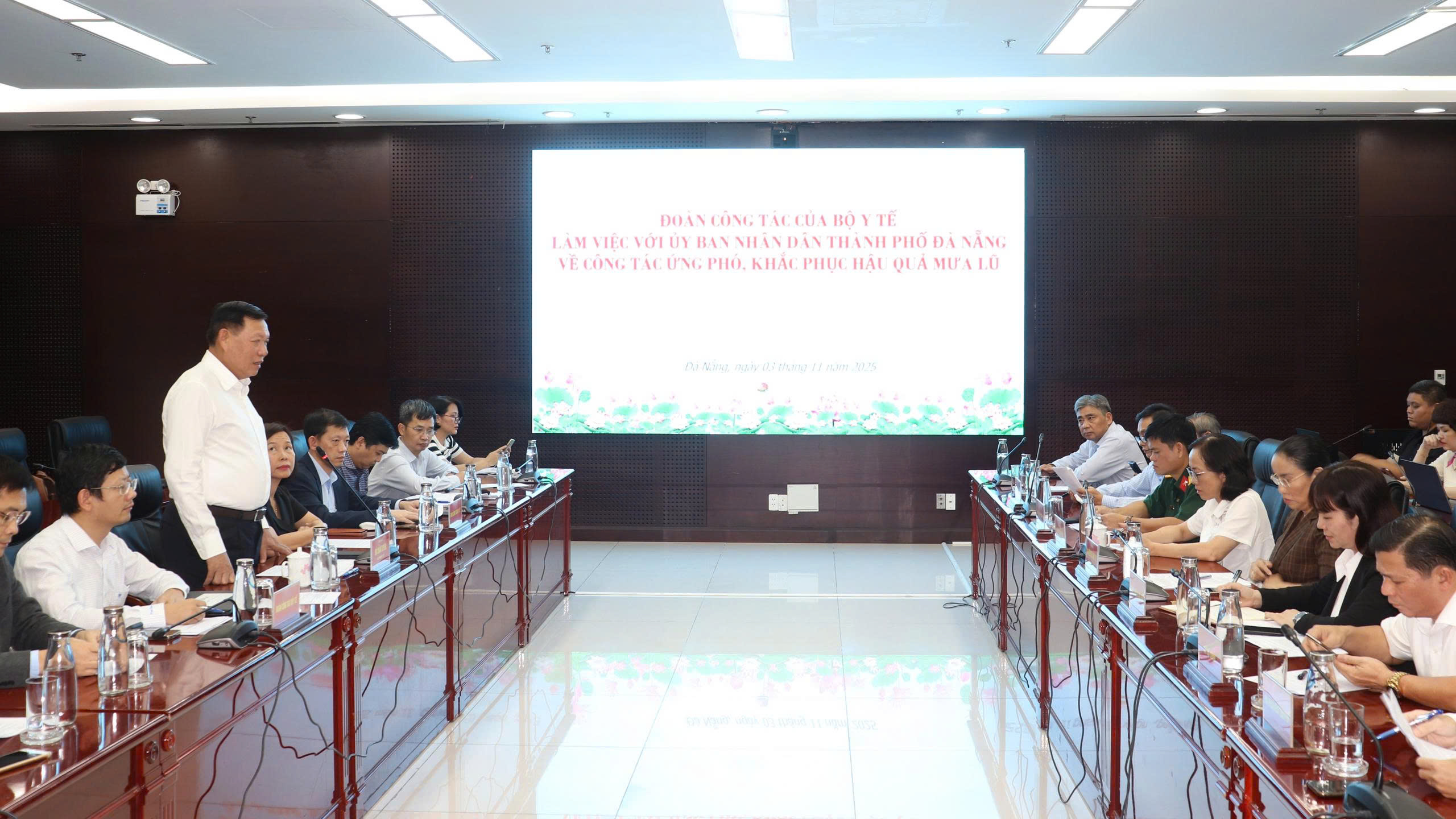 Hình nhỏ